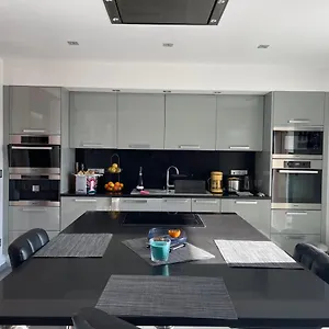 https://oustaou-di-ercole.fr-provencehotel.com